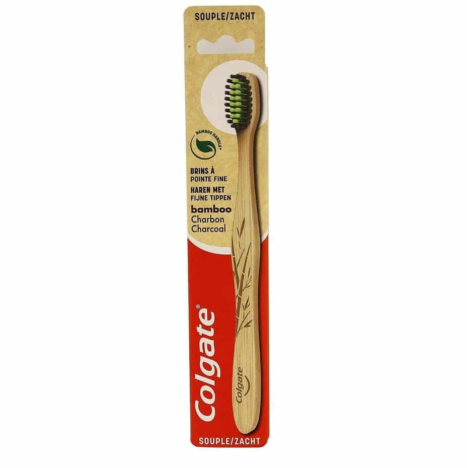 Colgate Bamboo Charcoal Zachte Tandenborstel Colgate Bamboo Charcoal Zachte Tandenborstel