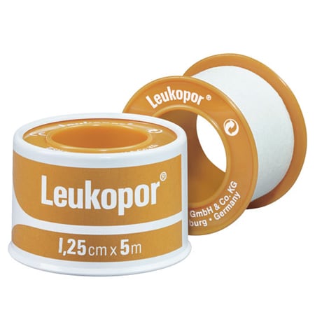 Leukopor Kleefpleister 1,25 cm x 5 m Leukopor Kleefpleister 1,25 cm x 5 m