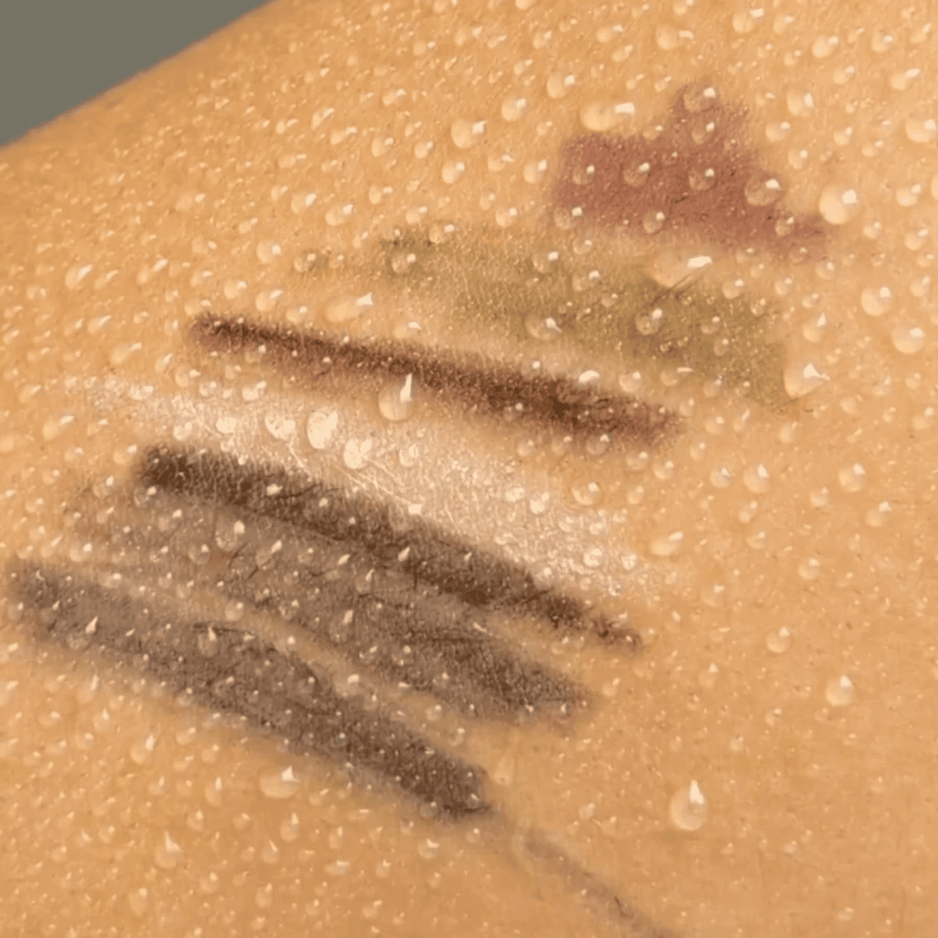 Couleurs de Noir Stylo Yeux WR