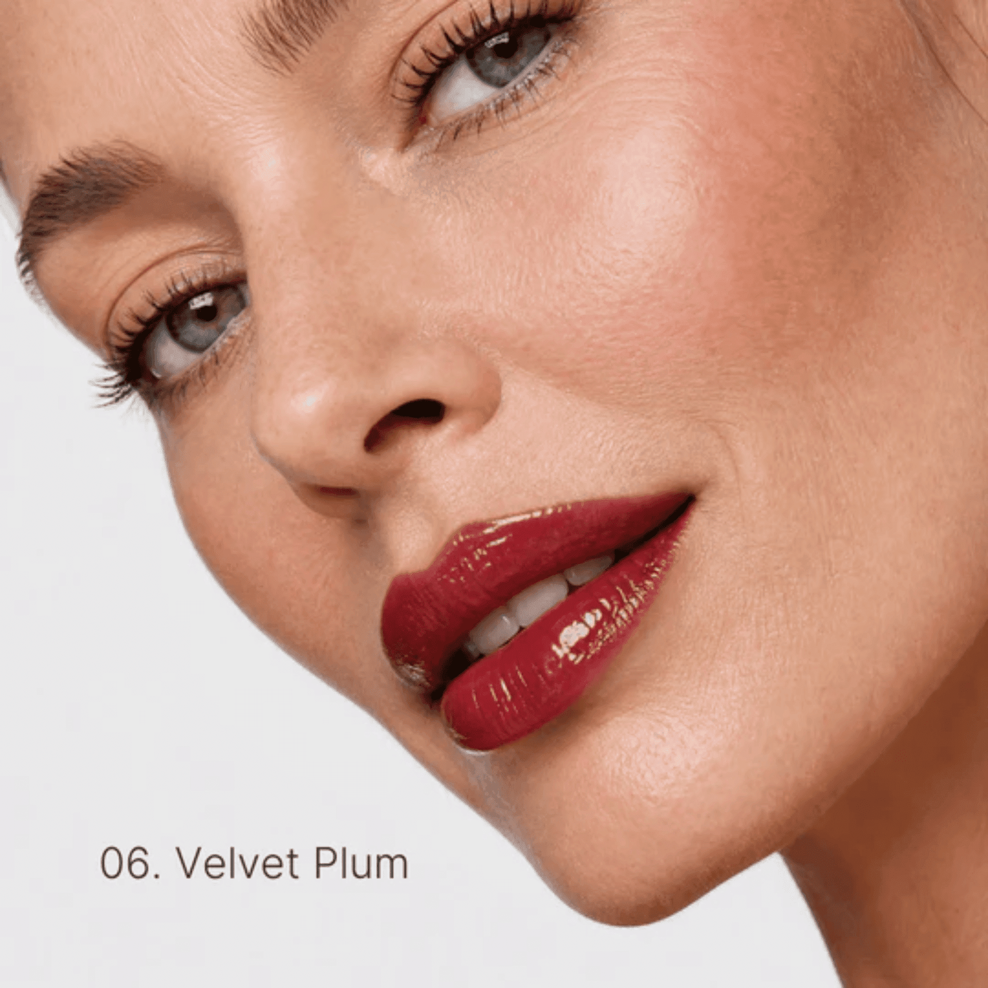 Couleurs de Noir Peptide Lip Glaze