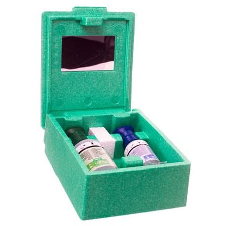 Covarmed Oogspoelkoffer Plum Gevuld Covarmed Oogspoelkoffer Plum Gevuld